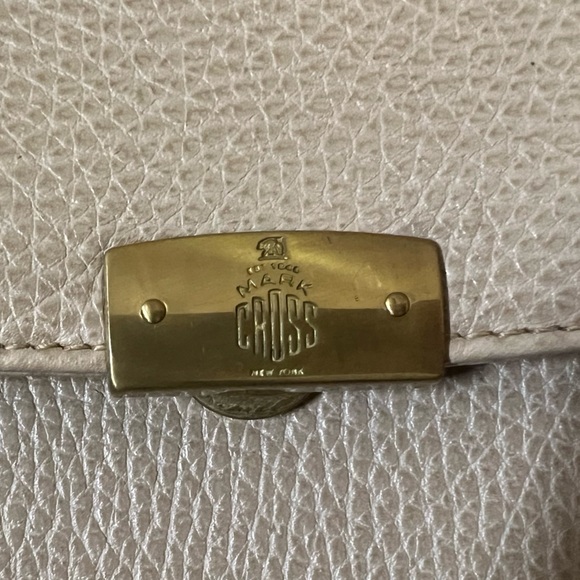 Mark Cross Purse. Cream. Soft Beautiful Leather. - Picture 8 of 8